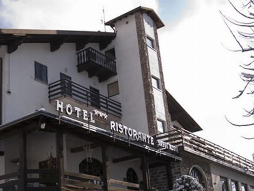 Hotel Ristorante Sassi Rossi image 8